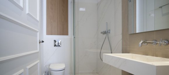 3 bedrooms Apartment in Eixample, Spain No. 2559 6