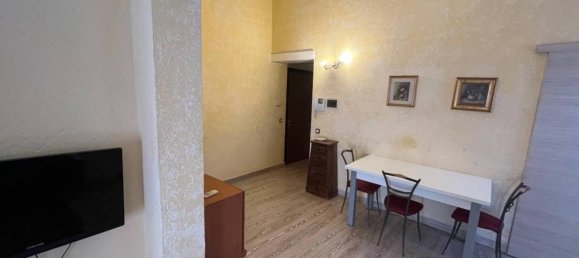 2 rooms Apartment in Ferrara, Italy No. 135225 3