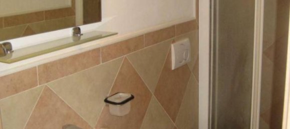 2 rooms Apartment in Ferrara, Italy No. 135225 12