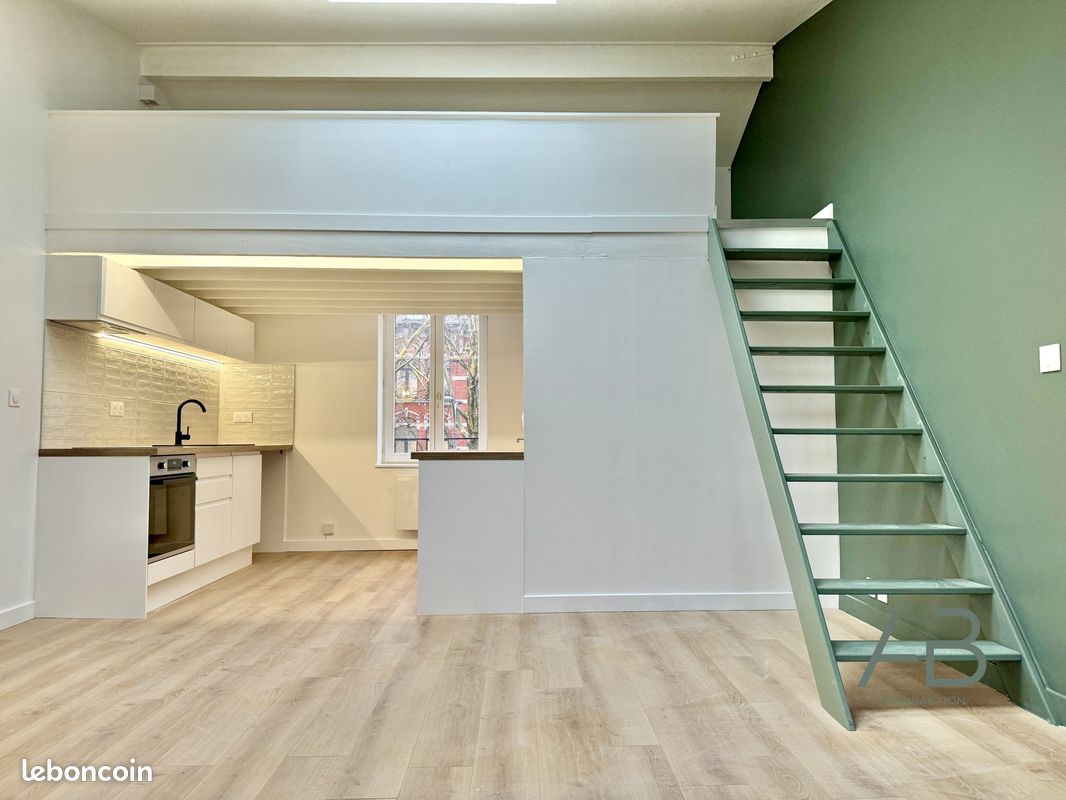 Apartamento de 1 dormitorio en Lille, France No. 259034