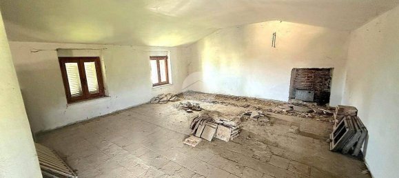 Villa de 5 dormitorios en Chieri, Italy No. 258584 9