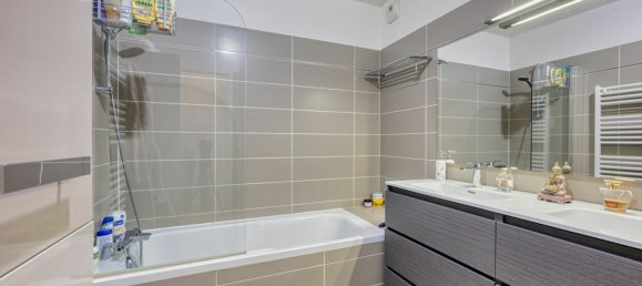 2 Schlafzimmer Wohnung in Joinville-le-Pont, France, Nr. 151138 5