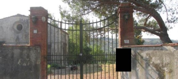 6 bedrooms House in Impruneta, Italy No. 333923 5