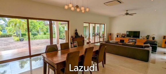 6 bedrooms Cafe / restaurant in Bang Lamung, Thailand No. 15841 6