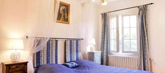 3 bedrooms House in Arles, France No. 205424 5