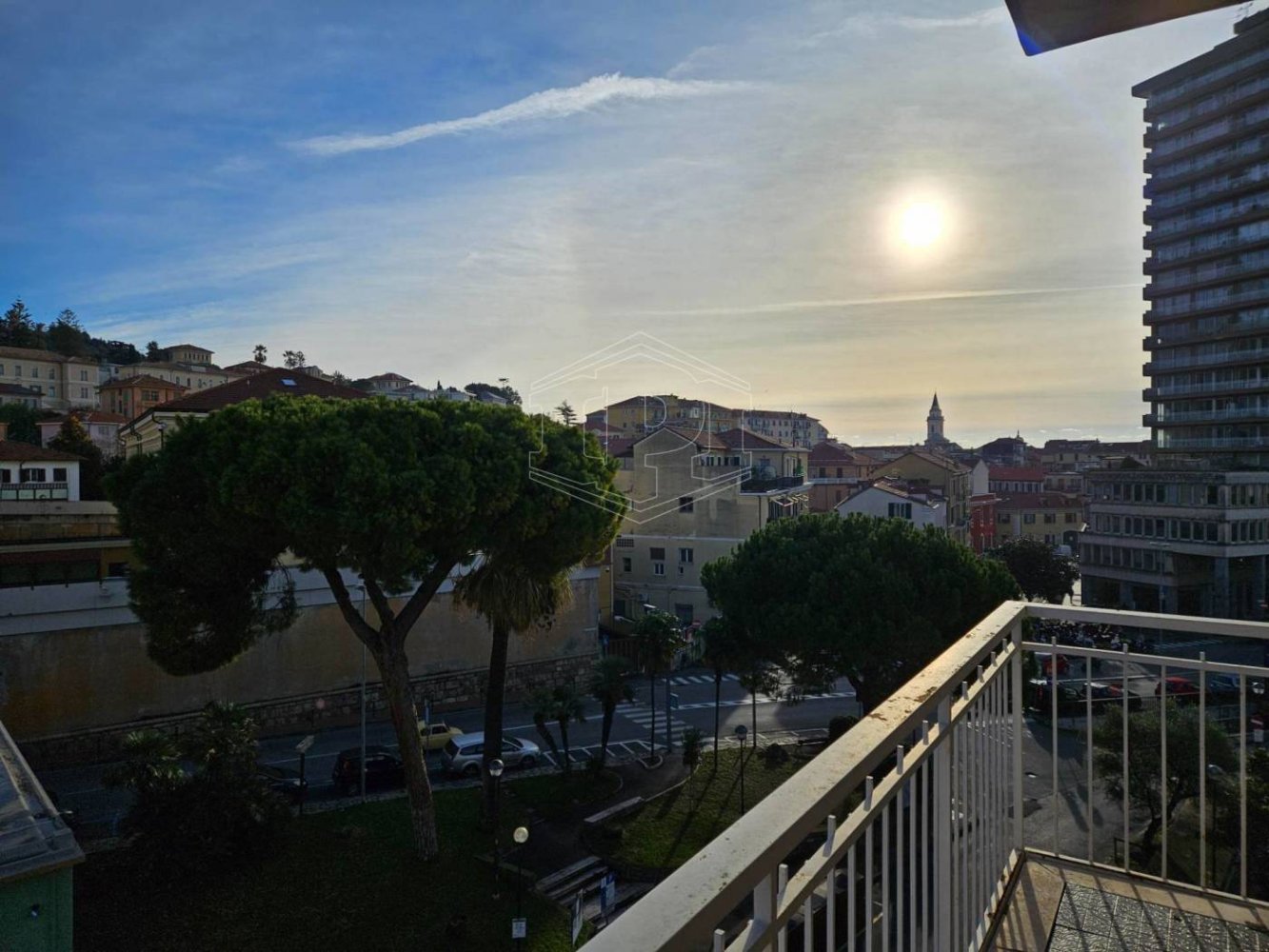 5-Zimmer Büro in Imperia, Italy, Nr. 178570