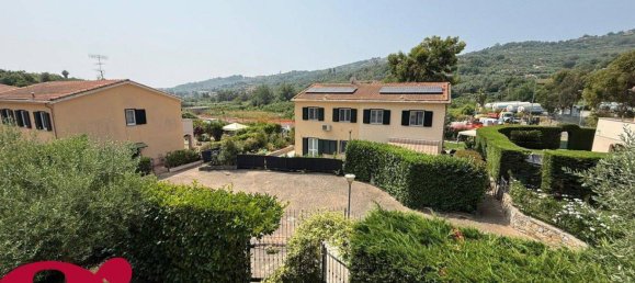 3 bedrooms House in Imperia, Italy No. 288733 18