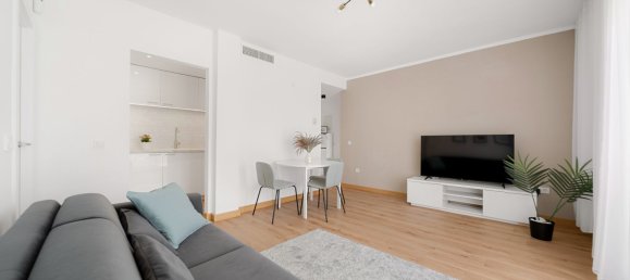 Apartamento de 2 dormitorios en Benalmádena, Spain No. 148204 6