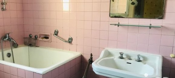 2 bedrooms House in Montlucon, France No. 203401 8