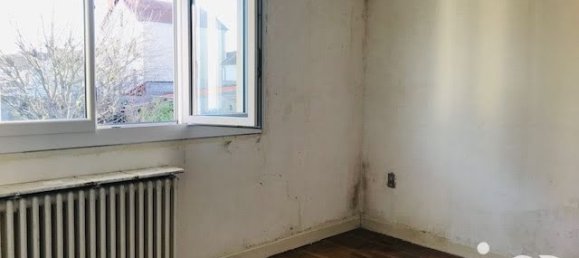 2 bedrooms House in Montlucon, France No. 203401 9