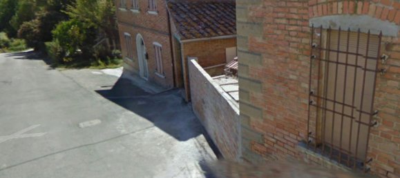 7 rooms Apartment in Castiglione del Lago, Italy No. 193680 2