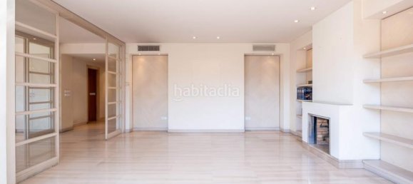 5 bedrooms House in Zaragoza, Spain No. 61573 12