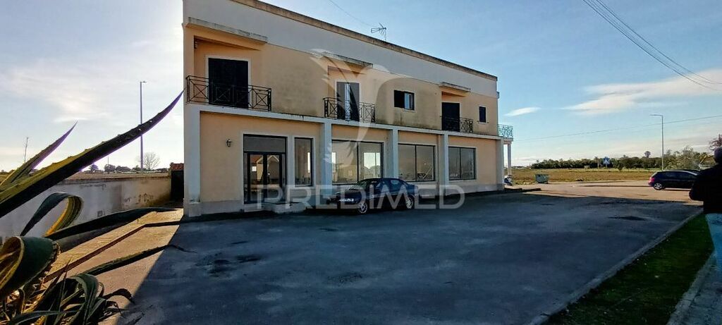 Здание 160м² в Салватерра ди Магуш, Португалия № 167893