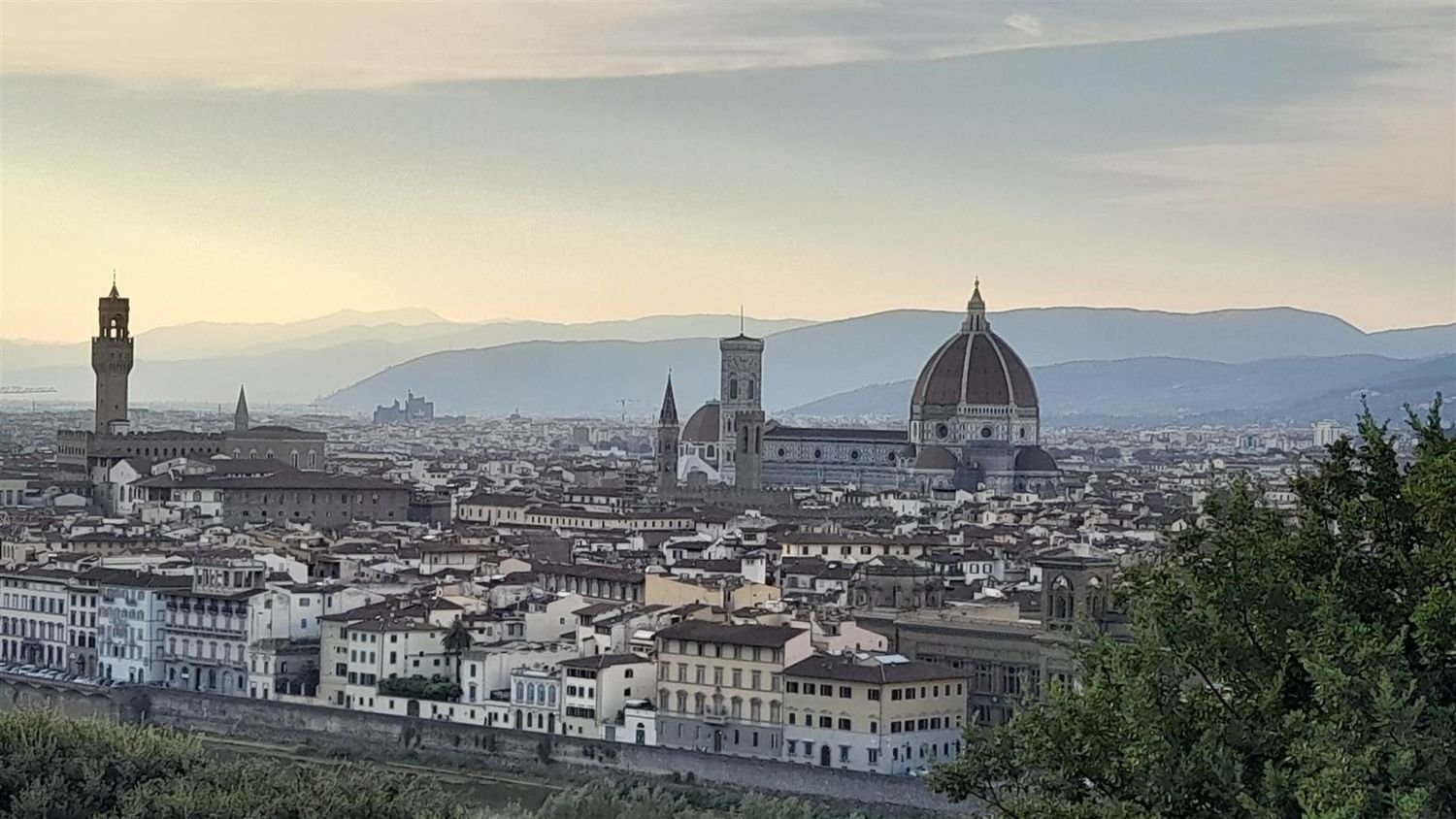 101m² Commercial property in Florence, Italy No. 39783