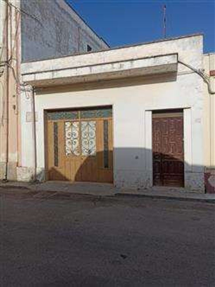 4-Zimmer Wohnung in San Pietro Vernotico, Italy, Nr. 180946