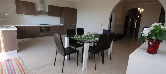 3 Schlafzimmer Wohnung in Xaghra, Malta, Nr. 5562 2