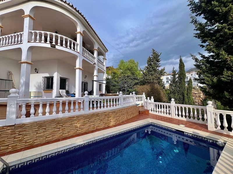 3 bedrooms House in Fuengirola, Spain No. 232301