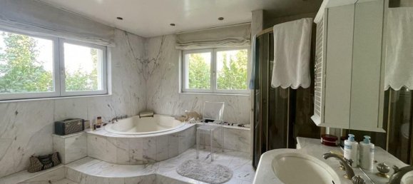 5 bedrooms Villa in Brunstatt-Didenheim, France No. 90672 8