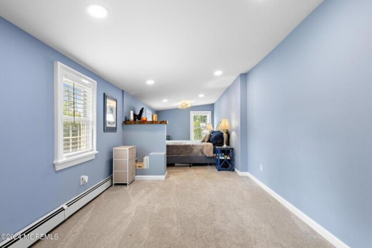 Casa de 4 dormitorios en Eatontown, USA No. 382772