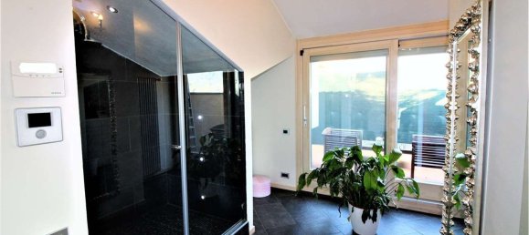 4غرفة فيلا في Bergamo, Italy رقم 191807 24