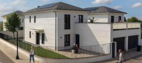 4 bedrooms Townhouse in Sariegos, Spain No. 189928 8