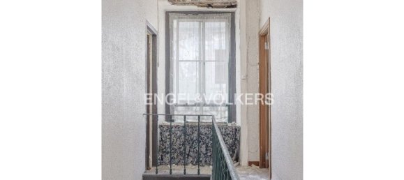 142m² Building in Lisbon, Portugal No. 104579 17