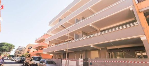 Квартира с 2 спальнями в Ладисполи, Италия № 11772 29