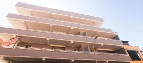 Квартира с 2 спальнями в Ладисполи, Италия № 11772 28