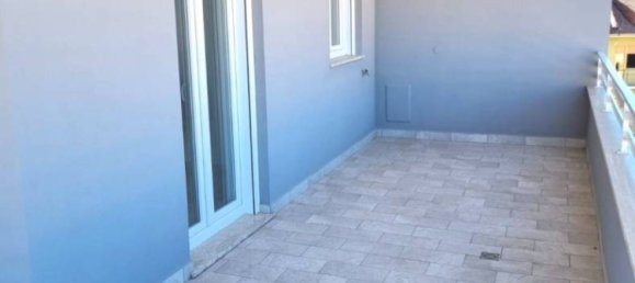 Квартира с 2 спальнями в Ладисполи, Италия № 11772 5