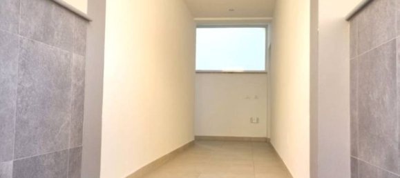 Квартира с 2 спальнями в Ладисполи, Италия № 11772 8