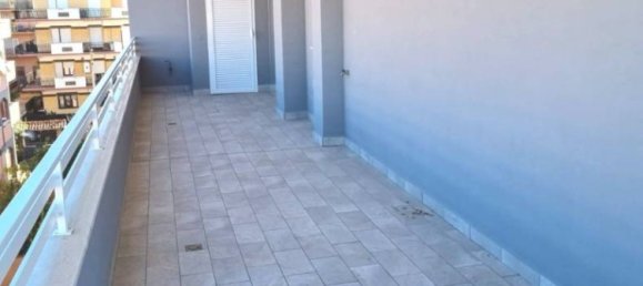 Квартира с 2 спальнями в Ладисполи, Италия № 11772 2