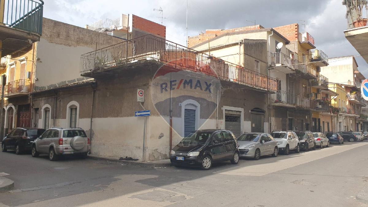 Дом с 3 спальнями в Патерно, Италия № 362157