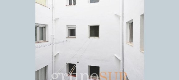 3 bedrooms Apartment in Valladolid, Spain No. 96170 18