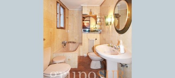 3 bedrooms Apartment in Valladolid, Spain No. 96170 27