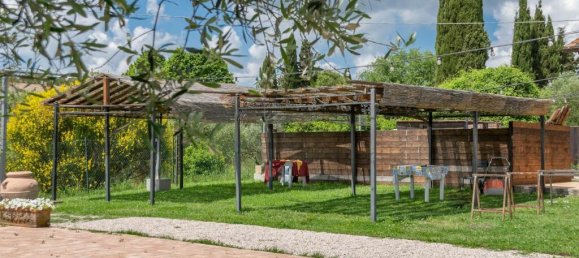 484m² Commercial property in Torrita di Siena, Italy No. 53542 21