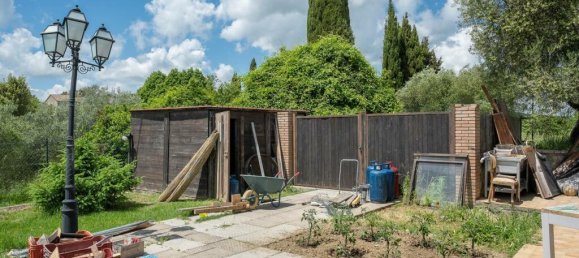 484m² Commercial property in Torrita di Siena, Italy No. 53542 57