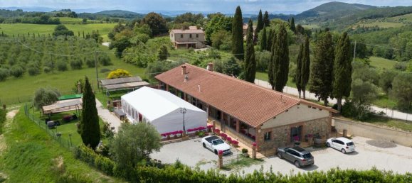 484m² Commercial property in Torrita di Siena, Italy No. 53542 12