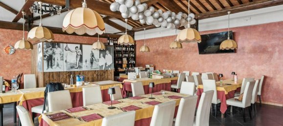 484m² Commercial property in Torrita di Siena, Italy No. 53542 27