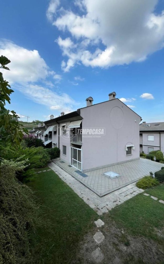 3 chambres Villa à Alba, Italy No. 396909