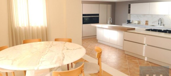 3 bedrooms House in Funchal, Portugal No. 141313 3