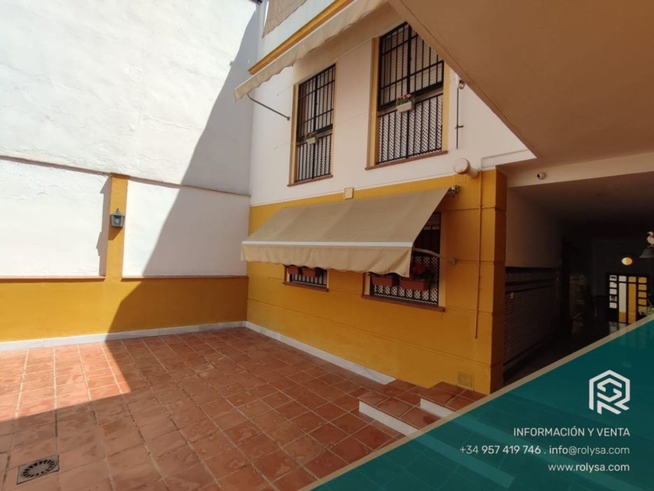 3 bedrooms Townhouse in Cordoba, Spain No. 160869