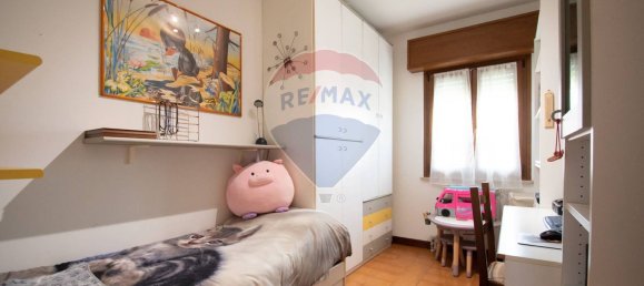 5 rooms Apartment in Concesio, Italy No. 4709 8