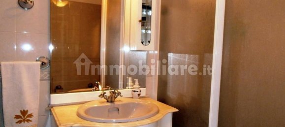 Apartamento de 5 dormitorios en Turin, Italy No. 262266 12