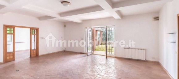 10 غرف نوم فيلا في Fiumicino, Italy رقم 365137 17