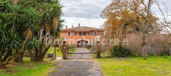 10 غرف نوم فيلا في Fiumicino, Italy رقم 365137 2