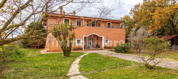 10 غرف نوم فيلا في Fiumicino, Italy رقم 365137 3