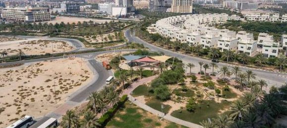 23226m² Building in Dubai, UAE No. 8959 3