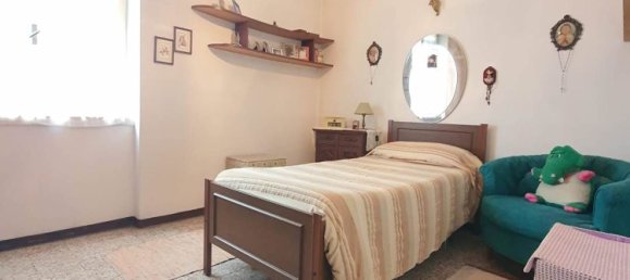 Квартира с 3 комнатами в Лекко, Италия № 223173 7