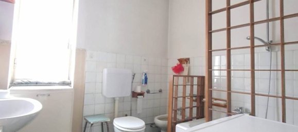 Квартира с 3 комнатами в Лекко, Италия № 223173 18