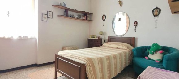 Квартира с 3 комнатами в Лекко, Италия № 223173 9